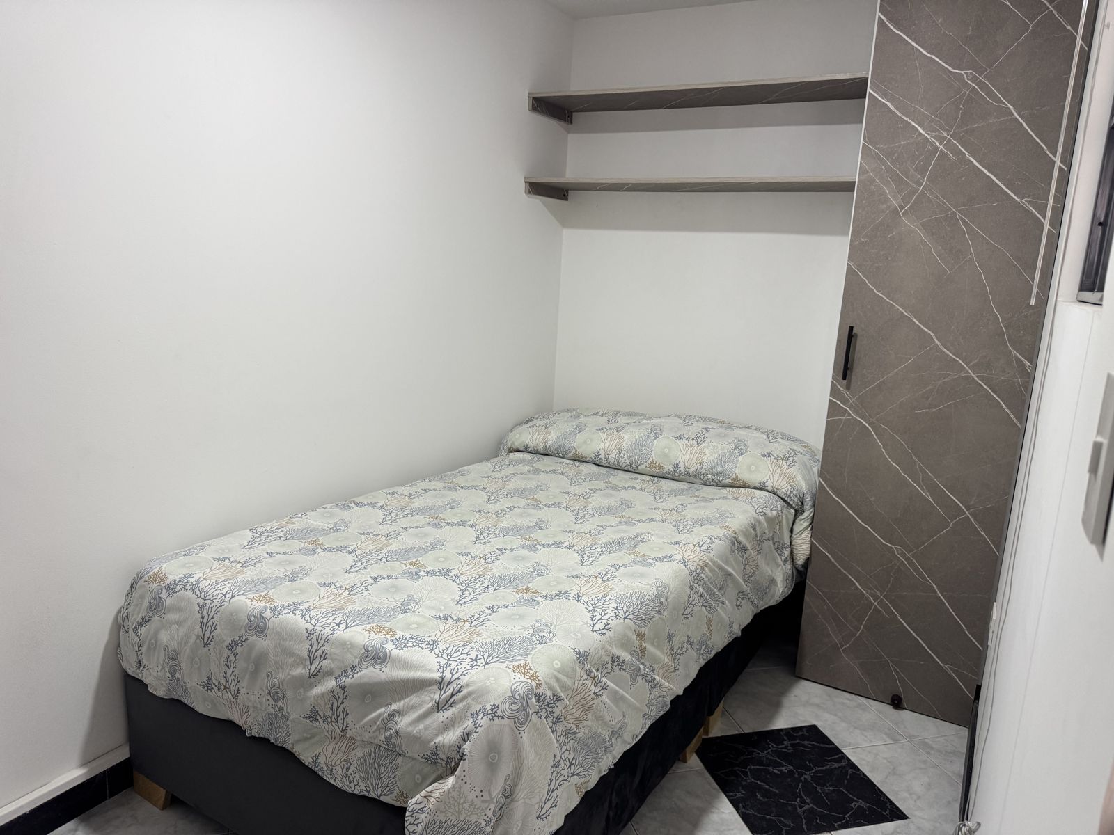 Habitación 102 de Tribu KR
